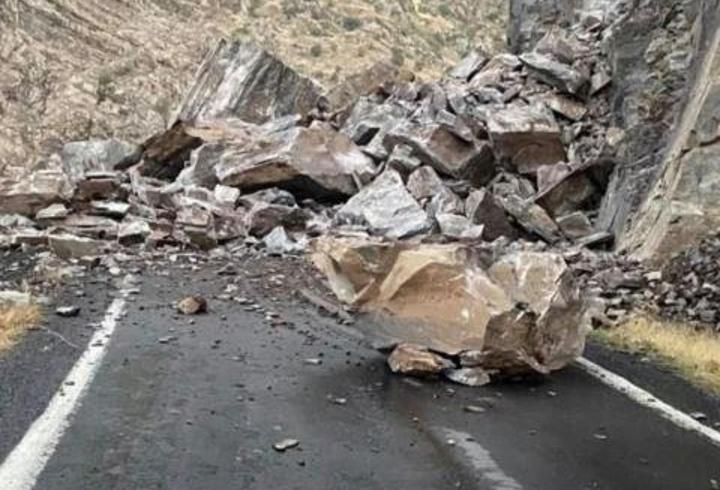 Şırnak-Beytüşşebap Kara Yolu Ulaşıma Kapandı