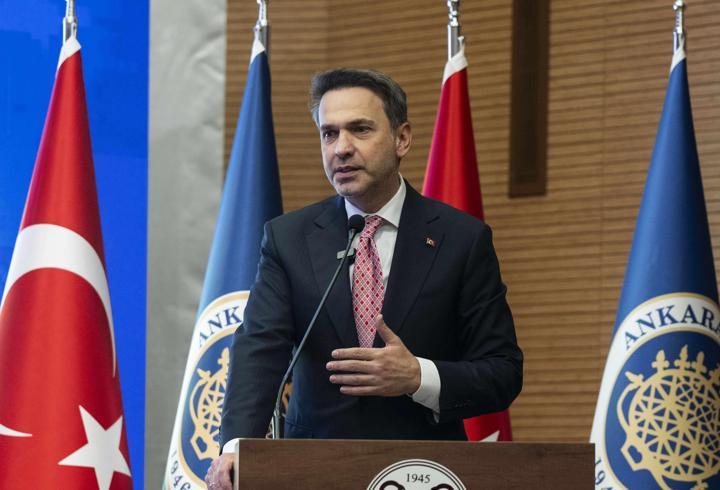 Bakan Bayraktar Türkiye'nin 2040 enerji hedefi açıklandı: Yüzde 70 yenilenebilir kaynak