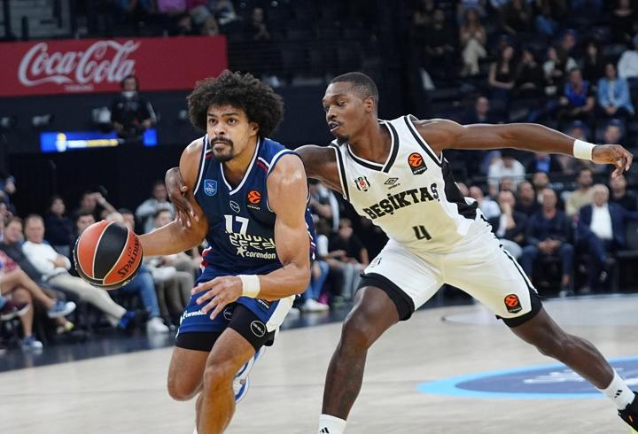 EuroLeague'de Anadolu Efes, Beşiktaş'ı mağlup etti