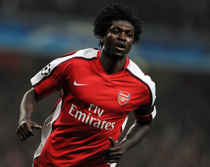 Manchester City Adebayorun peşinde