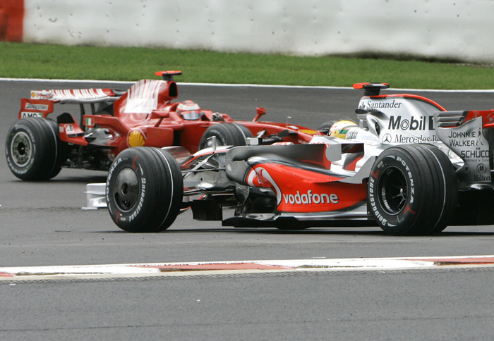 McLaren Hamiltonın cezasına itiraz etti