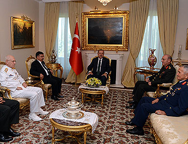 Komutanlardan devletin zirvesine veda ziyareti