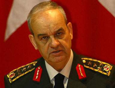 İlker Başbuğ: Başbakana sorsunlar
