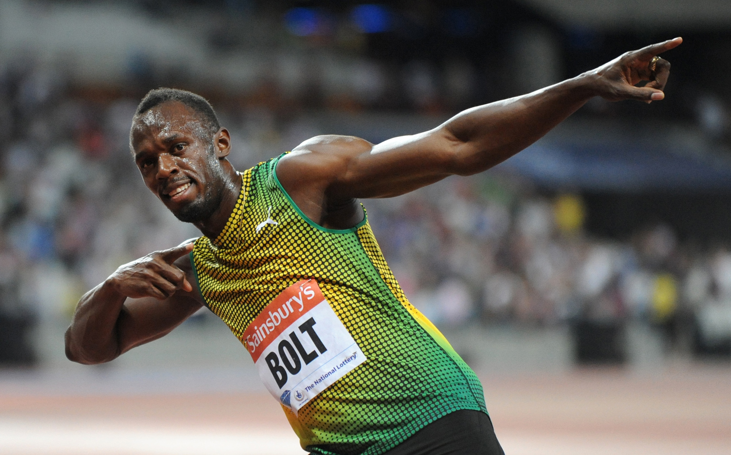 Bolt fişek gibi döndü