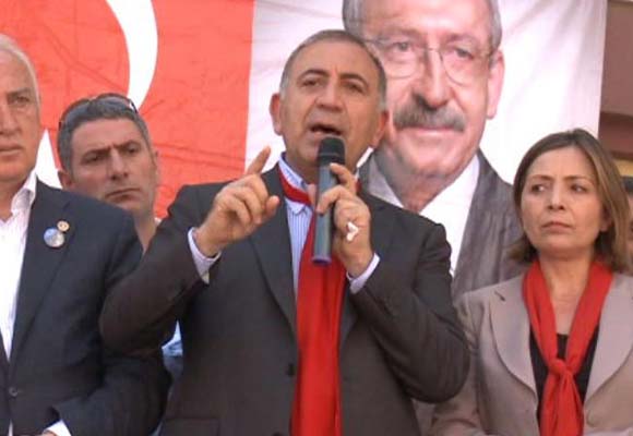 Gürsel Tekinden siyasi partiler yasası önerisi