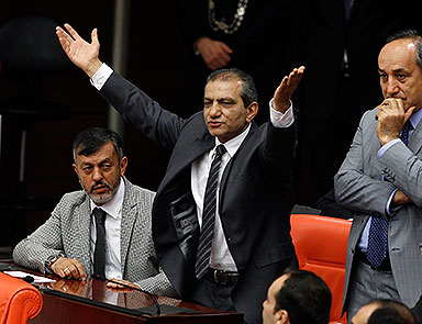 AK Partili Zeyid Aslana tepki yağıyor