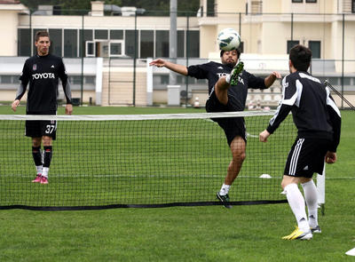 İbrahim Toraman kontratını uzattı