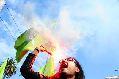Şilide öğrenciler ayaklandı: 130 gözaltı