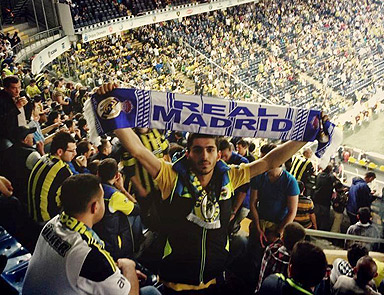 Fenerbahçe taraftarı hayatını kaybetti