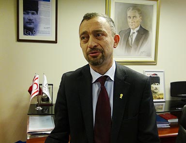 Kocasakalın odasında esrarengiz kurşun
