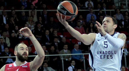 Anadolu Efes devam dedi