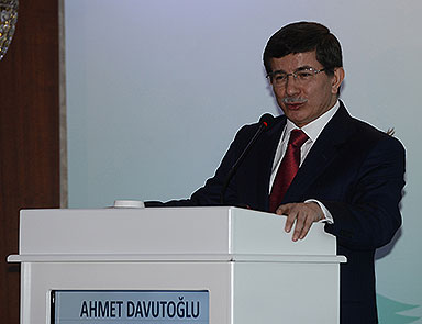 Davutoğlu, Neonazi davasını görüştü