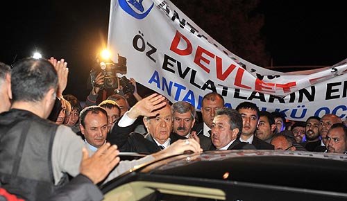 Vur de vuralım öl de ölelimli karşılama