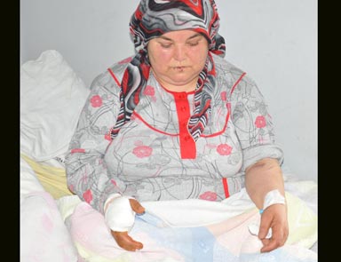 İğne battı, parmağını kestiler