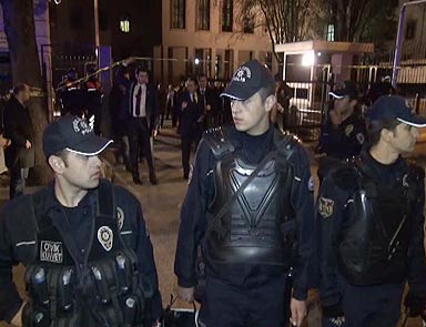 Adalet Bakanlığı ve AK Partiye saldırı