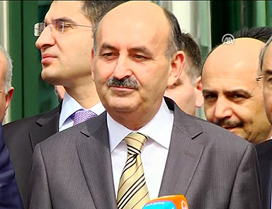 Doktorların gözü kulağı bakanda