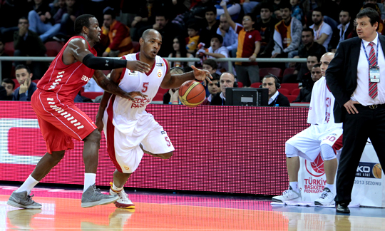 Galatasaray seriyi 7ye çıkardı