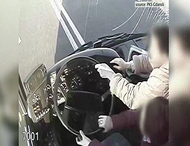 Şoför bayıldı, kadınlar koştu