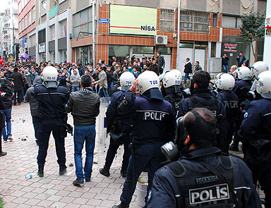 HDK heyetine protestoda 67 kişi serbest