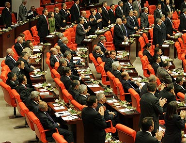 Terörün Finansmanı Yasası kabul edildi