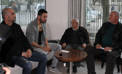 Ozan İpek direniyor