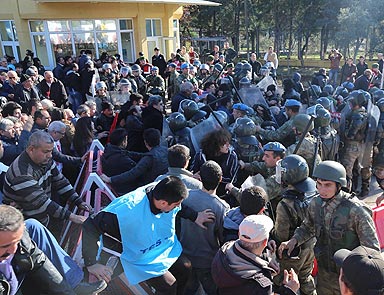 İşçiler eylem yaptı, ihale iptal edildi