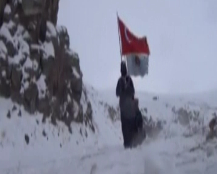 İzcilerden şehit yürüyüşü