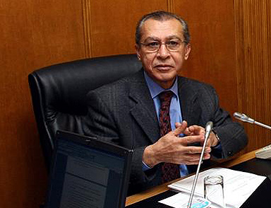 Şimdi olsa AK Partiye girmeden düşünürdüm