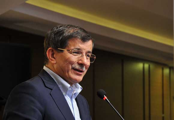 Davutoğlundan İrana Patriot yanıtı