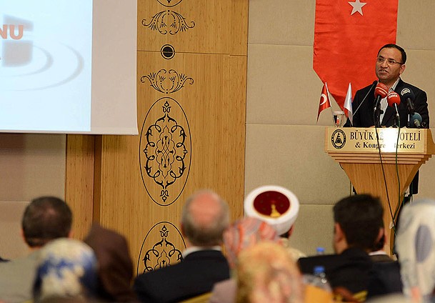 Bozdağ: Şüpheleri çoğaltacak bir rapor