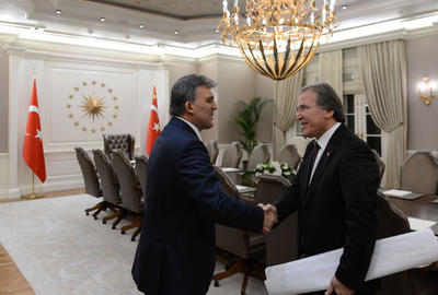 AK Parti heyetinden Güle ziyaret