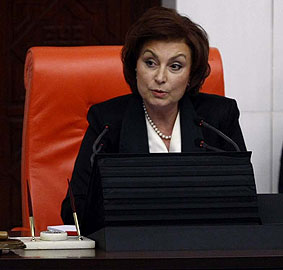 Güldal Mumcudan İçimden Geçen Zaman