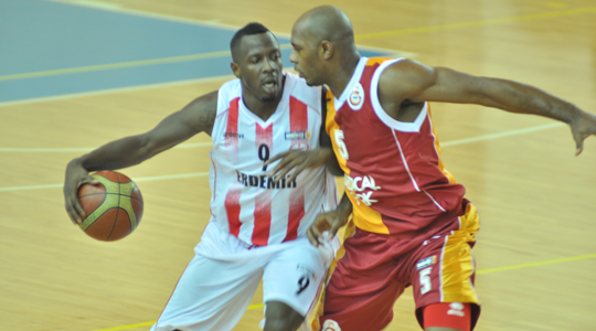 Galatasaray kolay kazandı