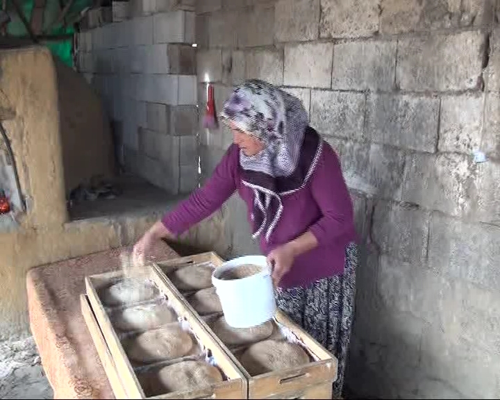 Muhacır ekmeğine ilgi