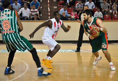 Banvit deplasmanda istediğini aldı