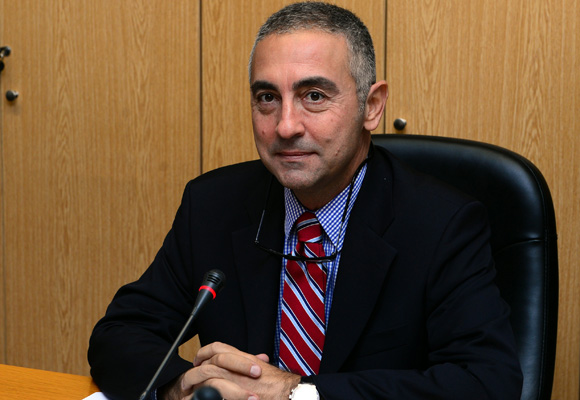 Komisyon, Ergun Babahanı dinledi