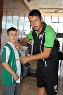 Ozan İpek A Takımdan ayrı çalışıyor