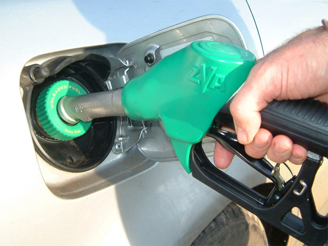 Benzine bir zam daha