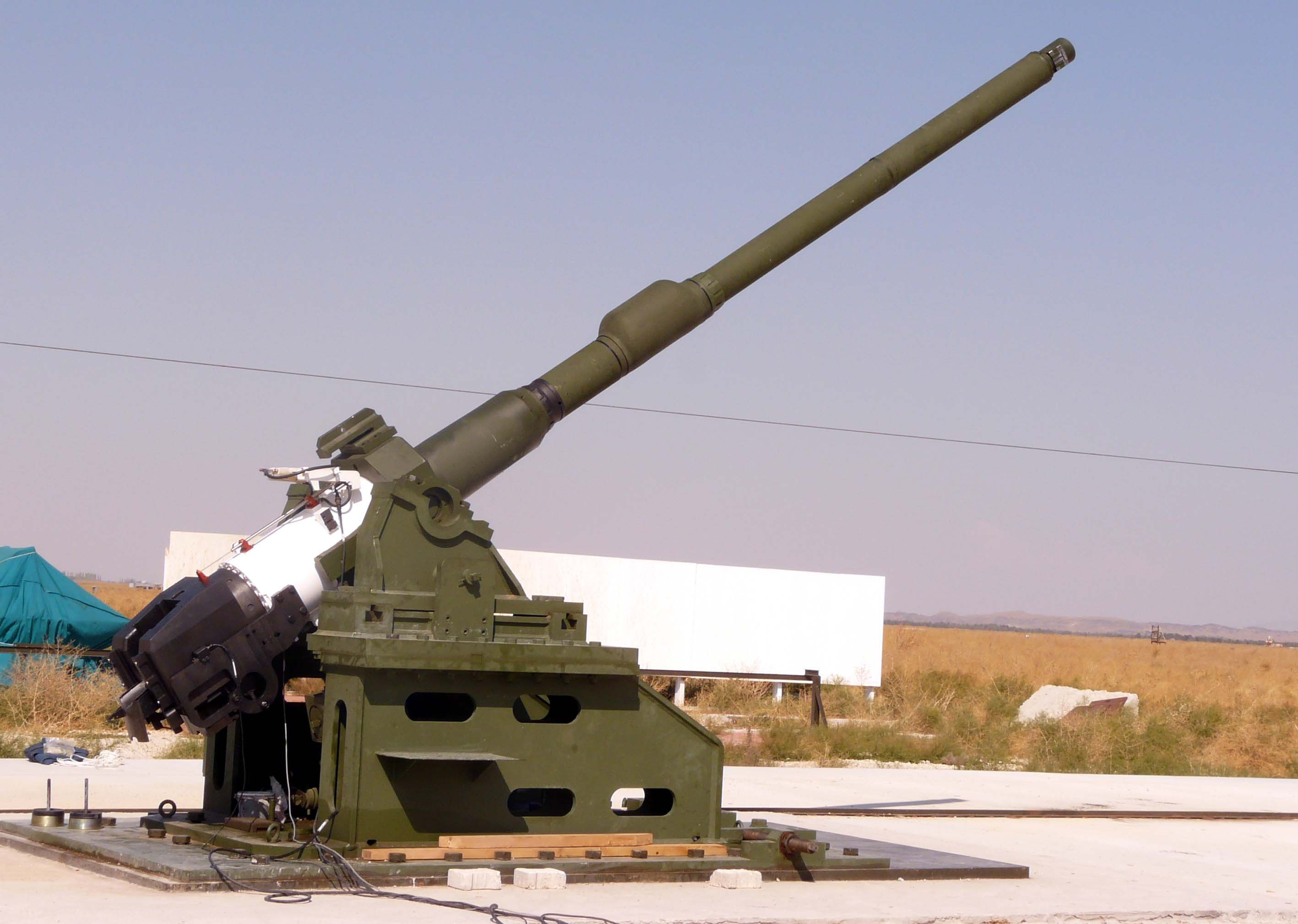 İlk Türk tankı görücüye çıkıyor