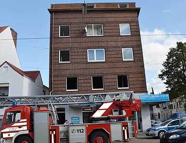 Yine Türklerin evleri yakıldı