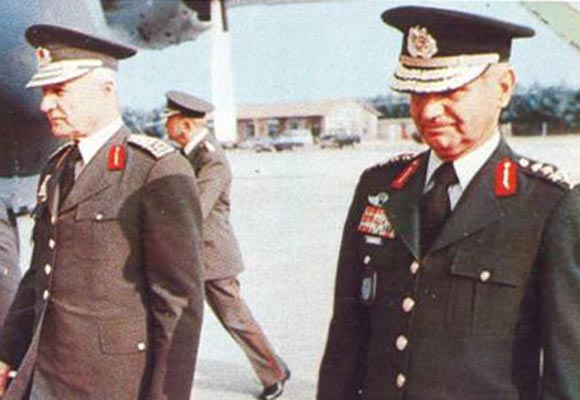 Darbecilerden Darbeleri Araştırma Komisyonuna red