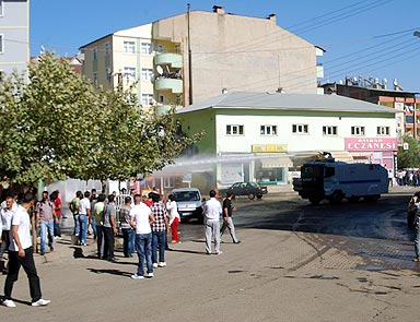 BDP yürüyüşüne müdahale