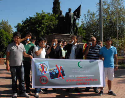 Bira festivaline ayranlı protesto