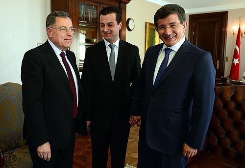 Kaçırılan işadamından Davutoğluna ziyaret