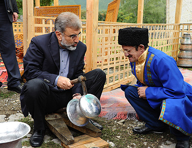 Azerbaycan ziyaretinden renkli kareler...