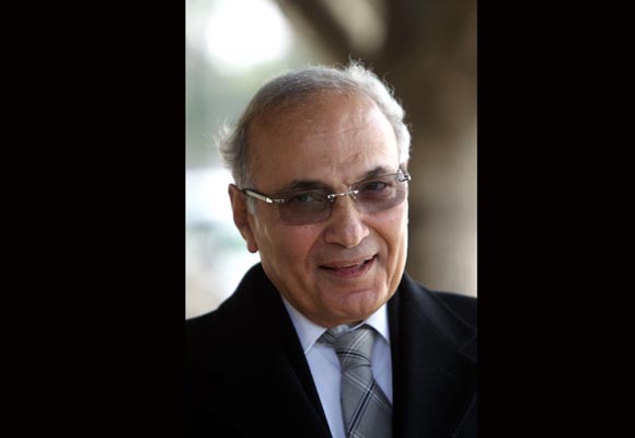 Ahmet Şefik kaçtı mı