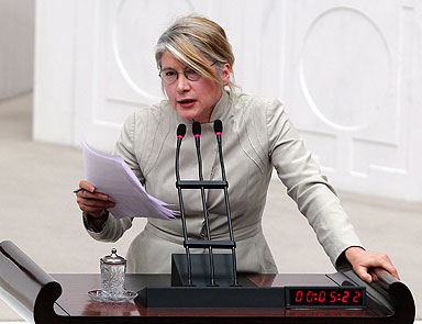Tarhandan Günaya istifa çağrısı