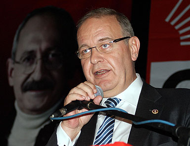 CHPden Erdoğanın boks eldivenlerine gönderme