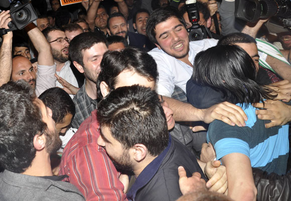 Kayıp gazeteciler döndü