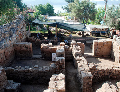 Kaşta tapınak bulundu